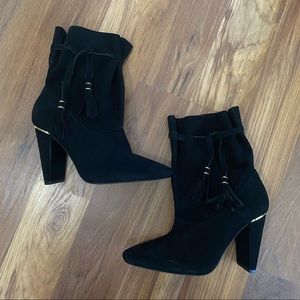 Zara Woman Black Suede Tassel Tie Heel Booties With Gold Accent Size EU 40